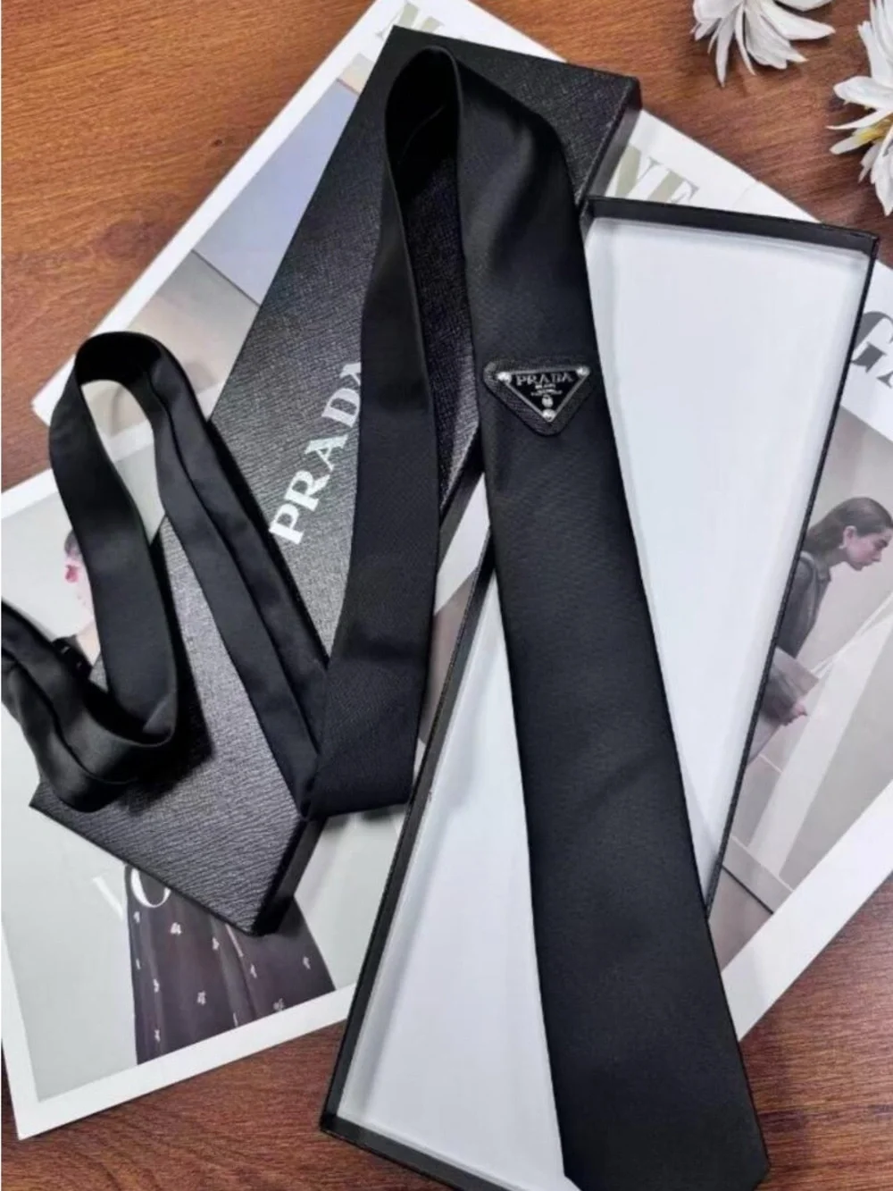 🎁Brand New Prada Classic Black Tie, Delivery gift box 💓